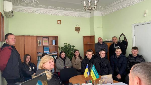 Екскурсія студентів спеціальностей «Облік і оподаткування» та «Менеджмент» до Ощадного банку в межах вивчення дисципліни «Банківські операції»